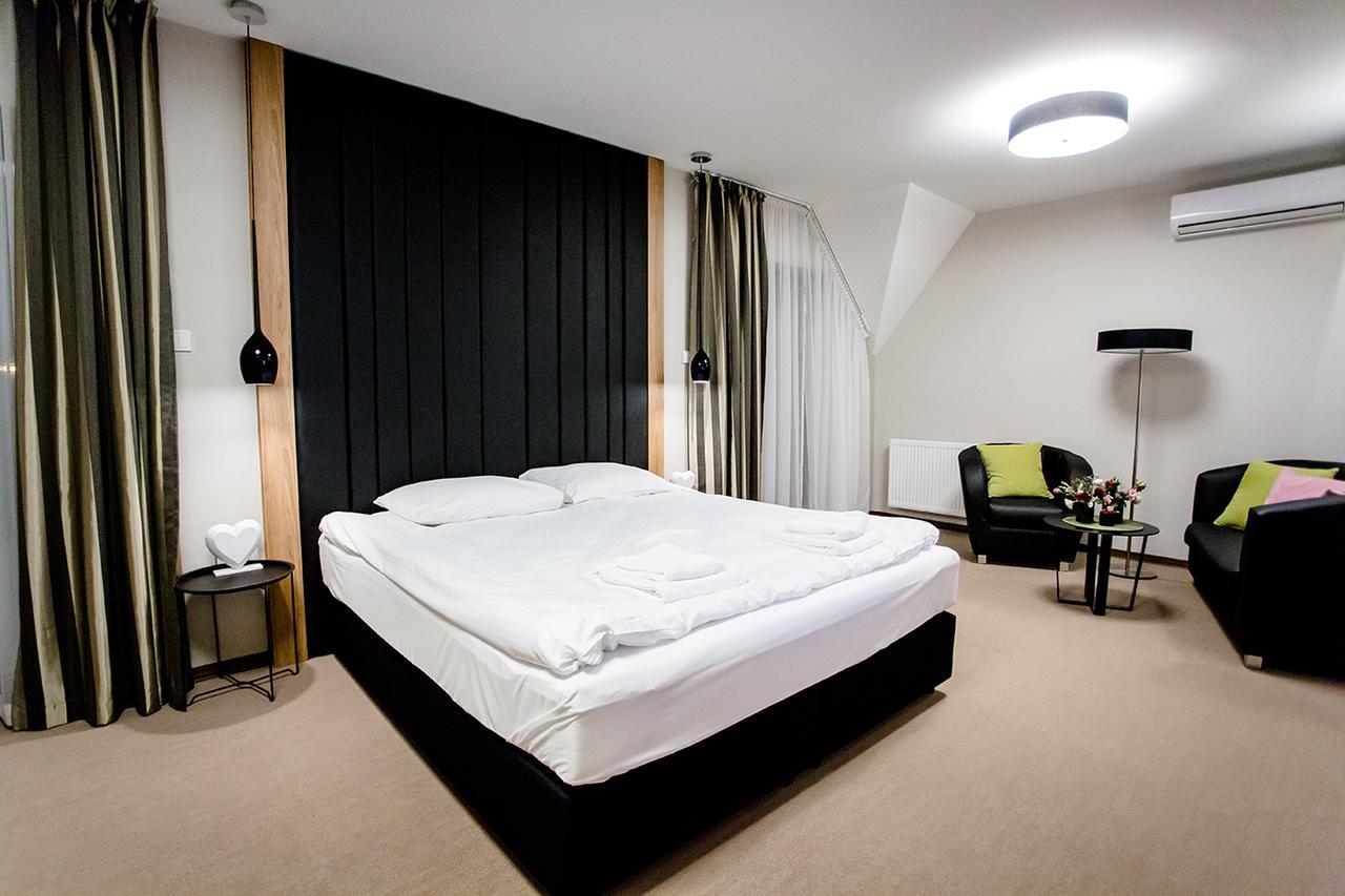 Bulwary Biznes Mielec Exterior foto